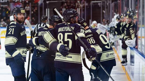 «Металлург» в овертайме победил «Локомотив» в матче лидеров Востока и Запада КХЛ