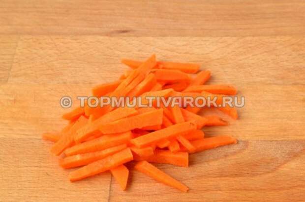 Морковь брусочками