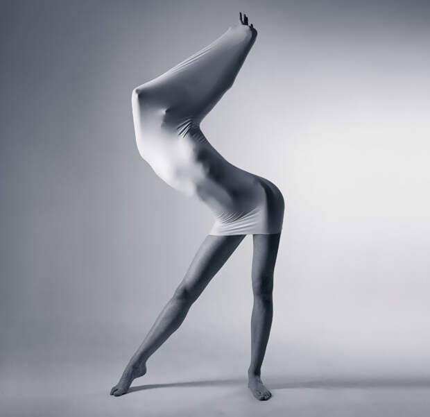 https://static.boredpanda.com/blog/wp-content/uploads/2016/10/dance-photography-vadim-stein-29-580495e42e637__880.jpg