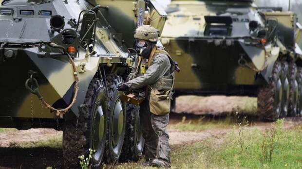 Соединенные Штаты поставляют на Украину широкий спектр химических вооружений, часть из которых активно применяется ВСУ, заявили «Известиям» в постпредстве РФ при Организации по запрещению химоружия.