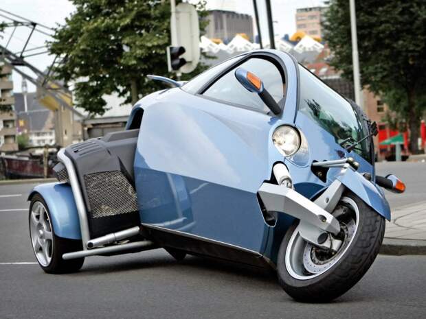 Carver. Мотоцикл с крышей или просто странный автомобиль?