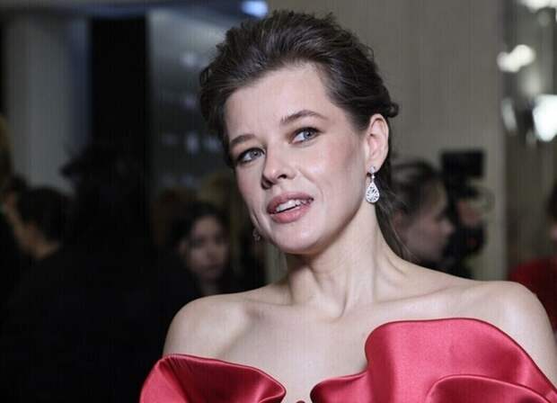 «Одному из нас очень хочется сменить гардероб»: Екатерина Шпица рассекретила вторую беременность