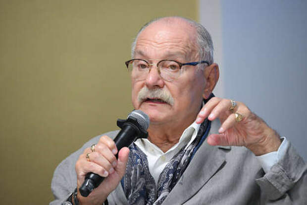 Режиссер Михалков заявил, что будет опохмеляться 1 января