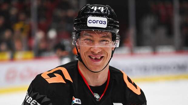 Шарипзянов — о победе «Авангарда»: «ЦСКА не любит проигрывать, сегодня они больше шли в давление»