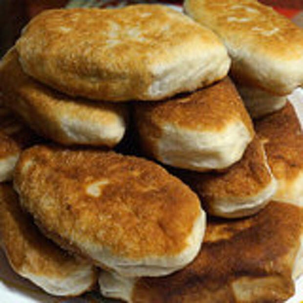 Пирожки с черемшой и яйцом