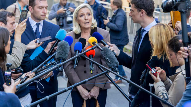 Ле Пен: за границей Франция вызывает раздражение или насмешки