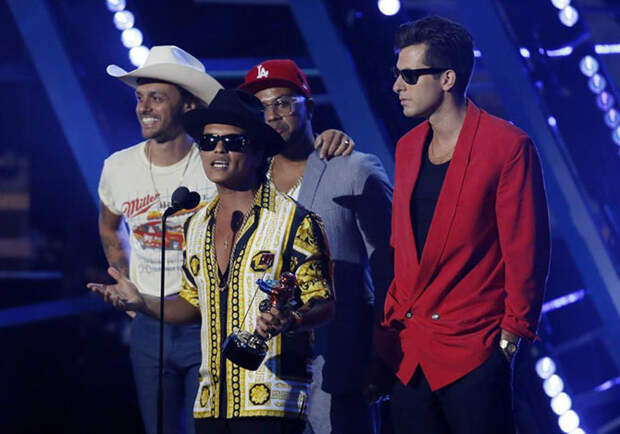 Церемония вручения наград MTV Video Music Awards 2015