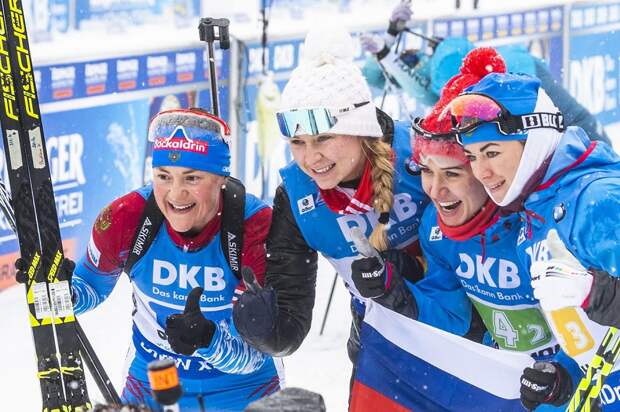 Женская сборная, победа в эстафете в Оберхофе, 13.01.19.png