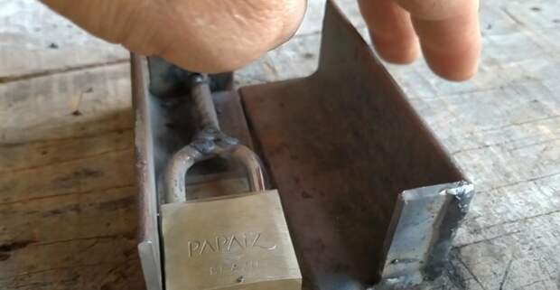 Улучшенная версия обычного навесного замка