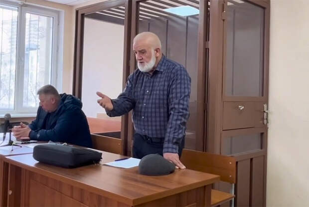 Стали известны последствия для оскорбивших русских на уроке учителя