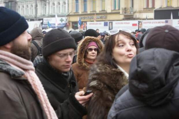 Киевляне за чистый город и против фашистов