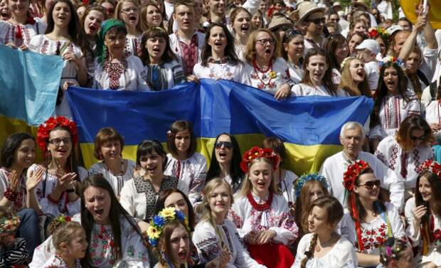 Украинская антиутопия: кто манипулирует коллективным психозом Украинская антиутопия: кто манипулирует коллективным психозом