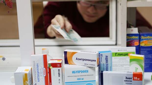 В правительстве предложили не регулировать цены на лекарства дешевле 50 рублей