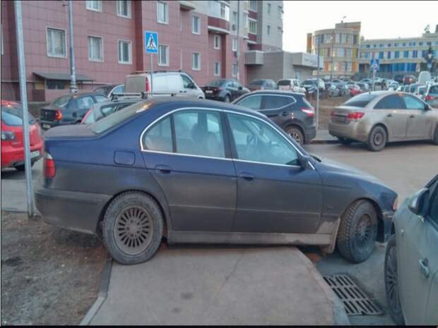 А мне так удобнее парковаться