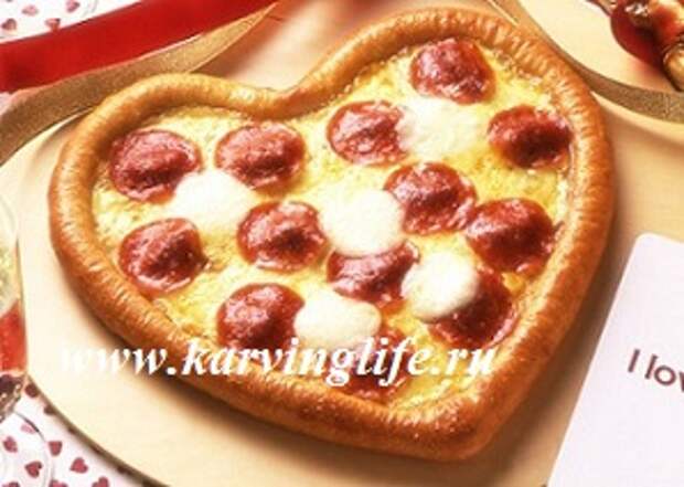 пицца сердце, пицца на день святого валентина