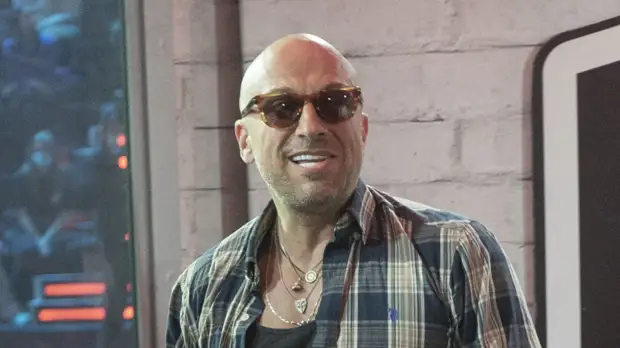 «Сам уезжай! Дима дома!» - Нагиев попрощался с поклонниками