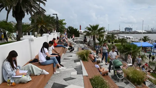 Прививка в течение трёх дней с момента заселения: в Краснодарском крае введут новые правила для туристов