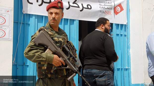 Самый крупный профсоюз Туниса готовится к массовой забастовке, чтобы сменить правительство