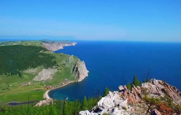 Озеро Байкал считается самым чистым озером планеты.  Самые интересные факты об озере Байкал, Самое большое озеро в мире