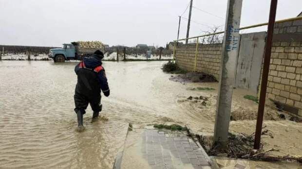 МЧС: более 1000 жилых домов подтоплено в Дагестане