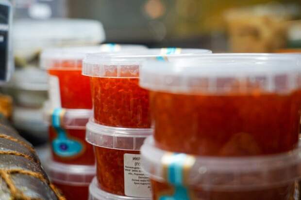 Купили горбушу, а там икра: простой рецепт засола за 30 минут