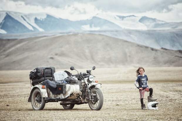 Владимир монголия, мотоцикл, мотоцикл с коляской, мотоцикл урал, путешественники, путешествие, средняя азия, туризм