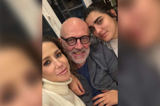 Телеведущая Юлия Барановская снялась с Гордоном и его 23-летней женой