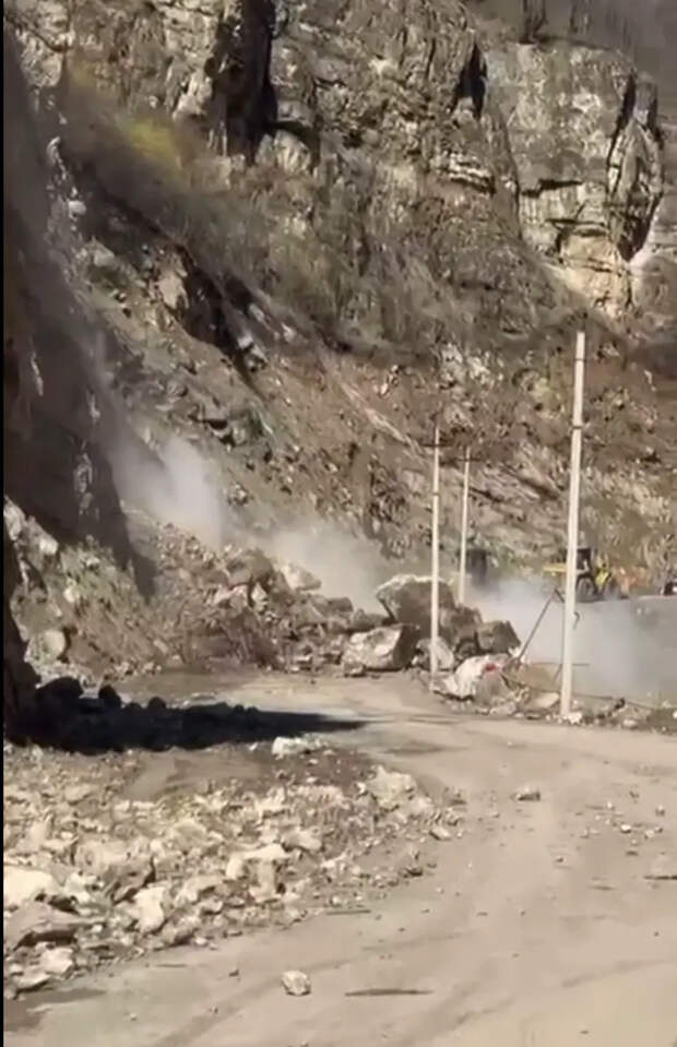 "Очень страшно за детей": Жительница Чечни показала жуткие кадры последствий наводнения