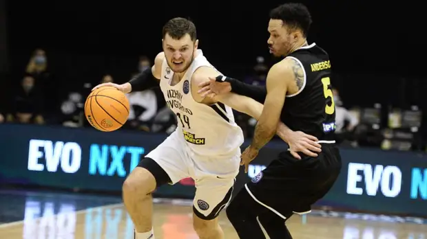 «Нижний Новгород» обыграл «Фалко» и вышел в плей-офф баскетбольной Лиги чемпионов