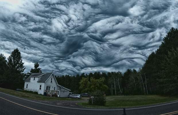 Когда небо сердится: 15 фотографий облаков асператус