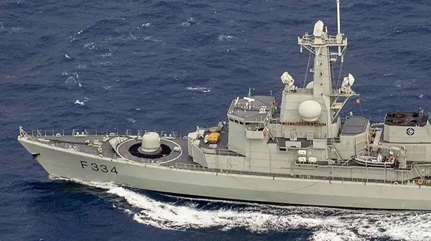 Москва безвозмездно передала судно «Сапфир» Киеву