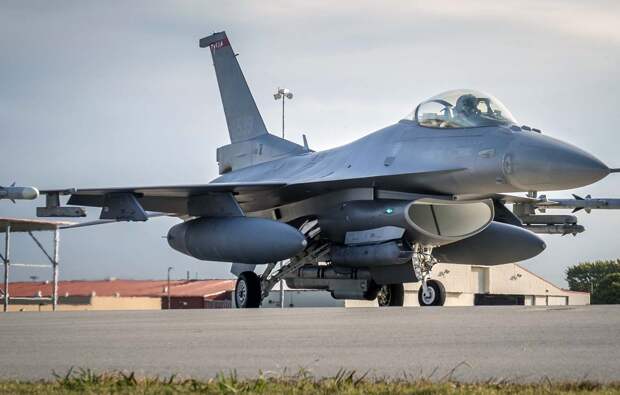 ЦГ: удар ВС РФ по спрятанным F-16 примут Молдавия и Румыния