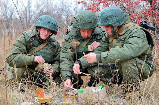 Сухой паек по-русски: чем наша армейская еда лучше американской