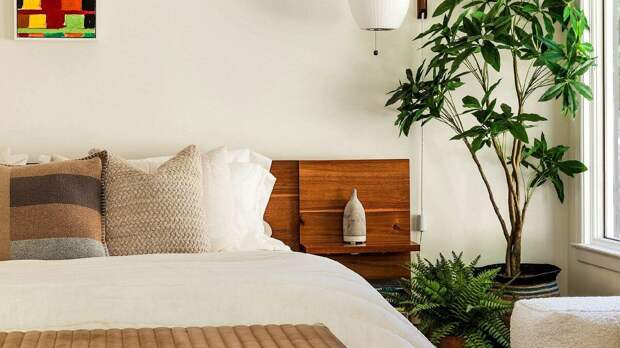 В каждом жилище, равно как и в офисном помещении, всегда можно выделить место, грамотная организация которого согласно китайскому учению фен-шуй может принести успех в работе и даже значительное