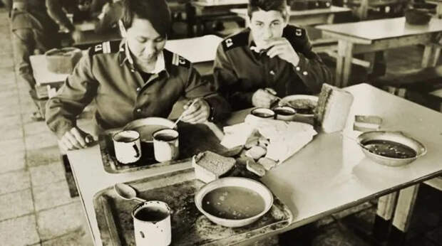 Почему перловка стала главным блюдом в Советской армии