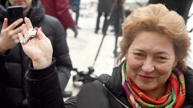 Адвокат: приставы передали Лурье ключи от квартиры в Хамовниках