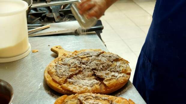 Pizza fritta con Nutella