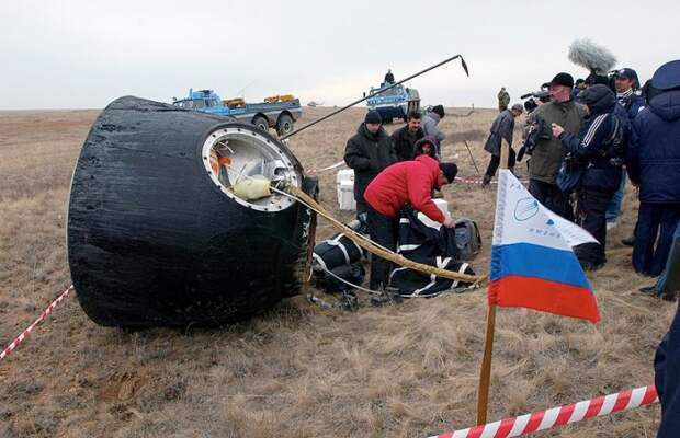 Поддельно-бодрые астронавты НАСА