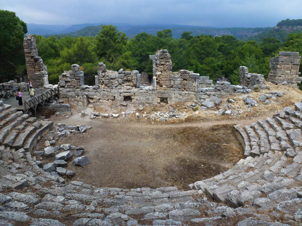 5 удивительных античных амфитеатров на территории Турции, в которых мне довелось побывать. Рассказываю в чем их уникальность