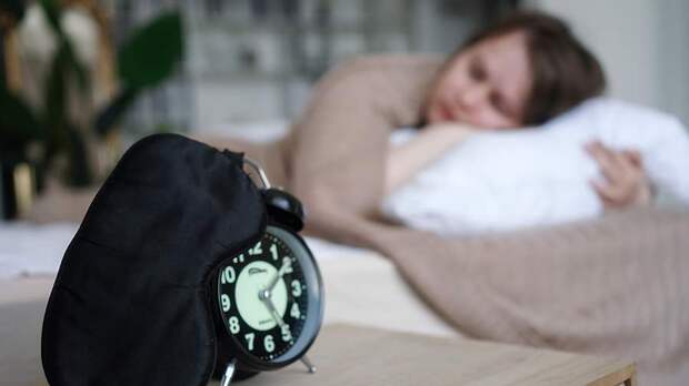 Врач-невролог назвал возможные причины сонного паралича