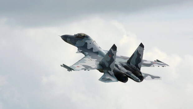 Истребитель Су-30 МКИ. Архивное фото