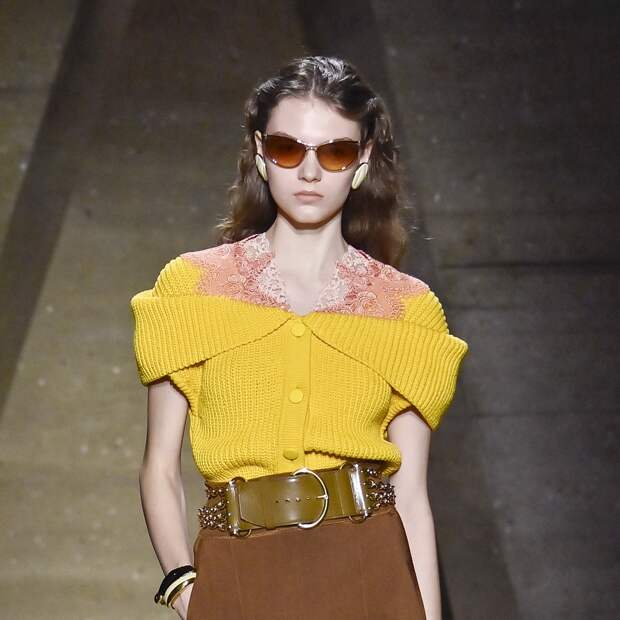 Россиянкам назвали самые модные цвета в одежде на лето