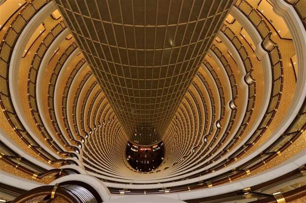 19. Атриум отеля Hyatt Shanghai, Шанхай, Китай люди, мир, фотоподборка