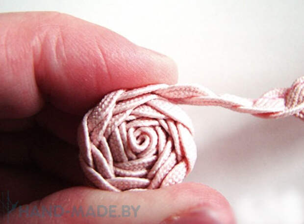 rosa-tesma3 розочки из тесьмы мастер-класс