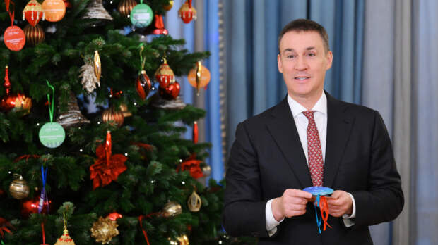 Дмитрий Патрушев и Ирина Волк стали участниками акции «Елка желаний»