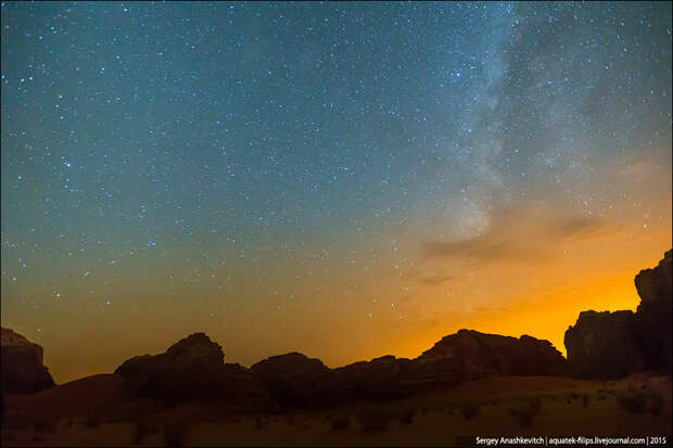 Wadi Rum by night / Ночь в пустыне Вади Рам Wadi Rum by night / Ночь в пустыне Вади Рам