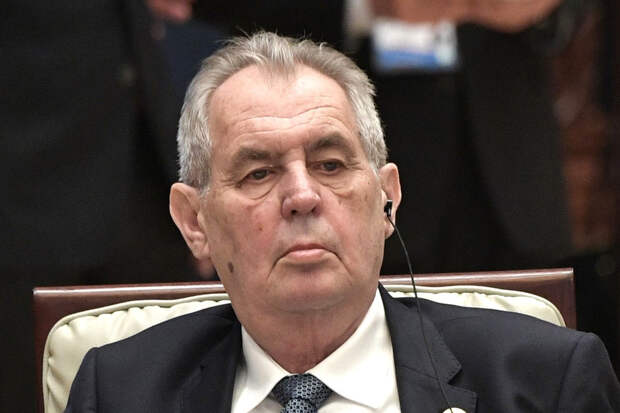 Президент Чехии назвал две версии взрывов во Врбетице