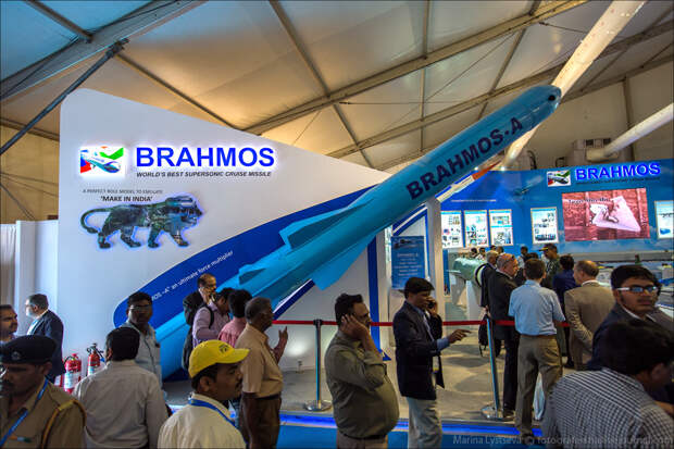 Aero India, второй день Aero India, второй день