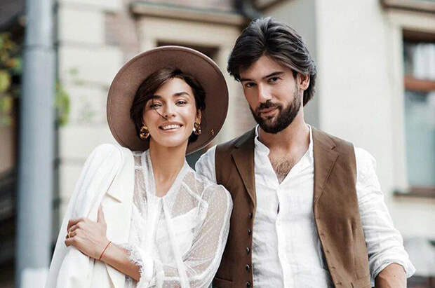 Звезды "Орла и Решки" Антон Лаврентьев и Алина Астровская поженились