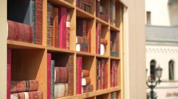 В Москве в 2025 году обновили 17 библиотек и 20 помещений культурных центров